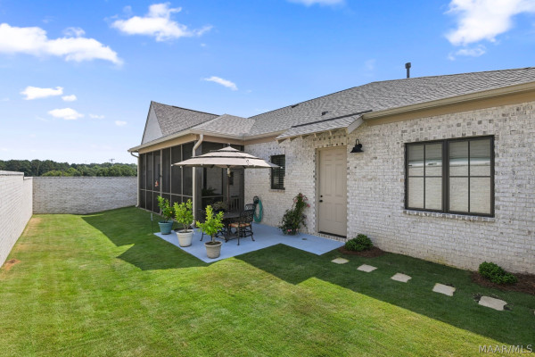 7122 Fain Park Loop