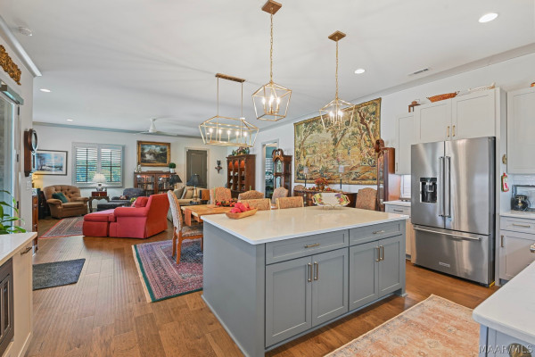 7122 Fain Park Loop