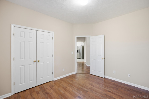 8349 Grayson Grove