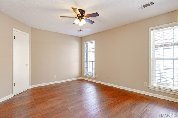 406 Fieldstone Court