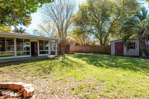 406 Fieldstone Court