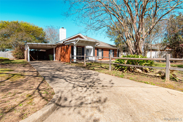 406 Fieldstone Court