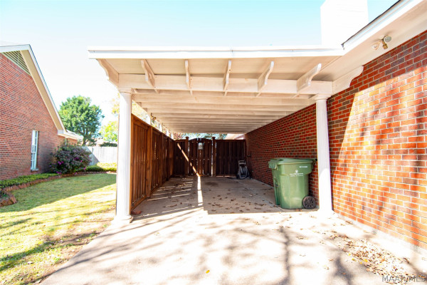 406 Fieldstone Court