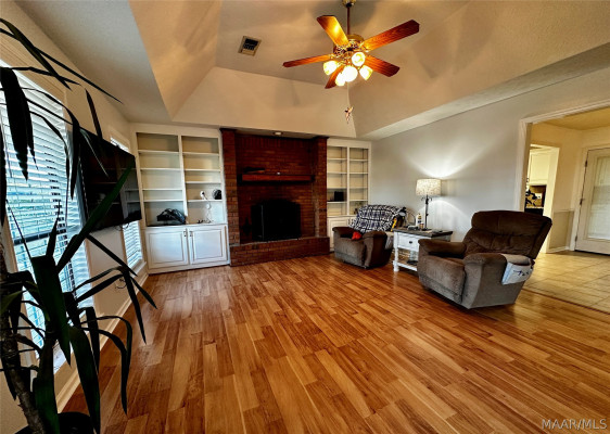 2185 Ceasarville Road