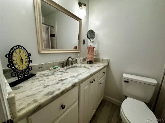 2185 Ceasarville Road