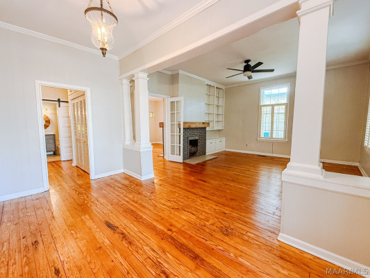 315 S Northington Street