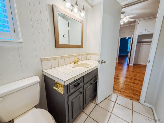 315 S Northington Street