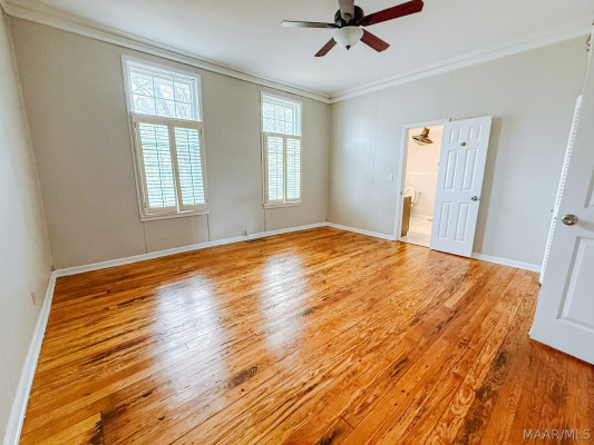 315 S Northington Street