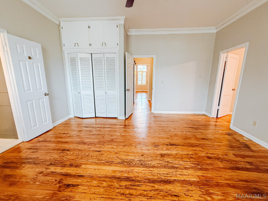 315 S Northington Street