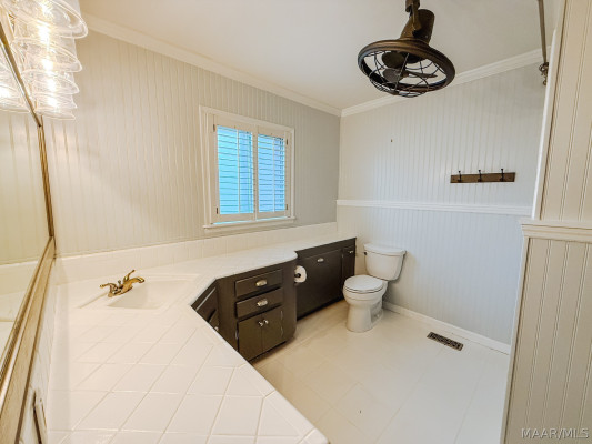 315 S Northington Street