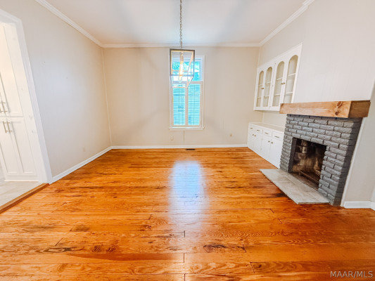 315 S Northington Street