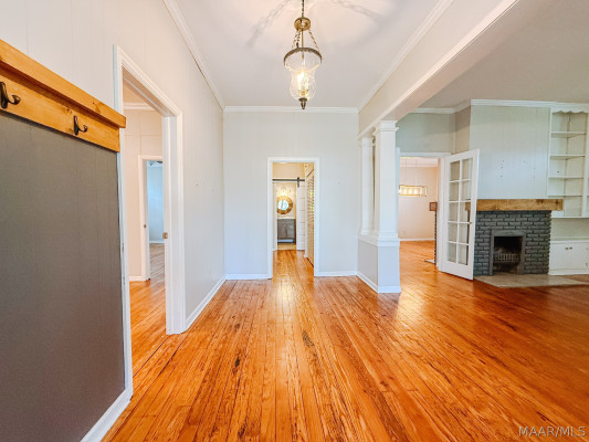 315 S Northington Street