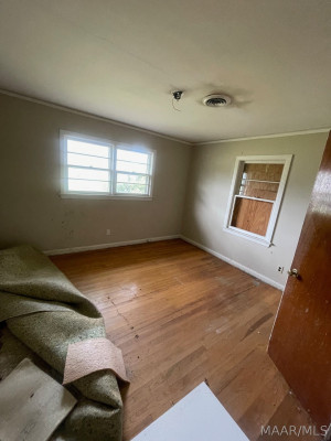 1312 E Audubon Road