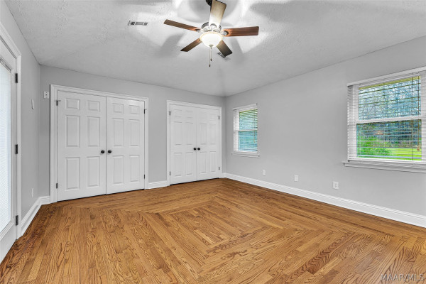 1609 Chapel Road
