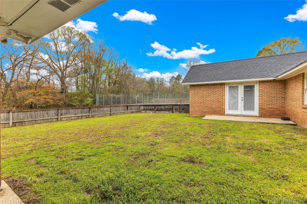1609 Chapel Road