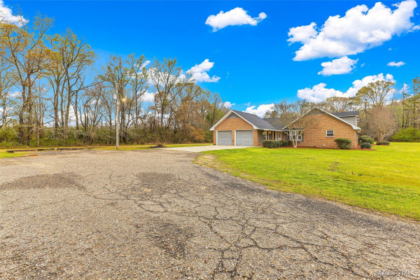 1609 Chapel Road