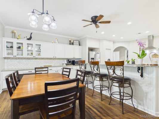 125 ASBURY Lane