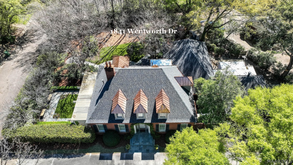 1841 Wentworth Drive
