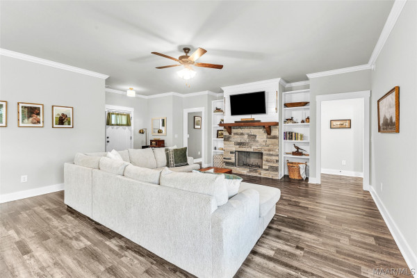 143 Country Club Loop