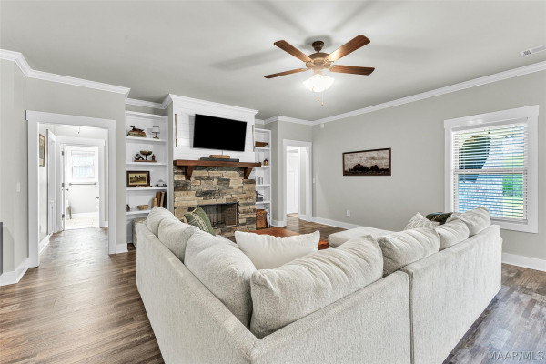 143 Country Club Loop