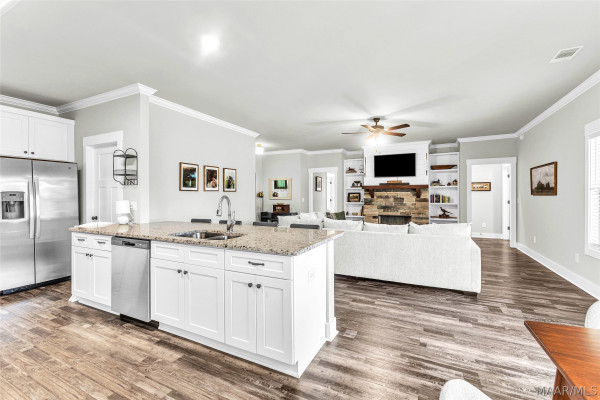 143 Country Club Loop