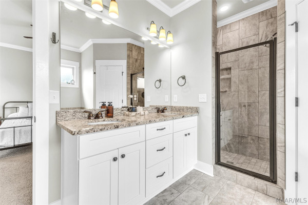 143 Country Club Loop