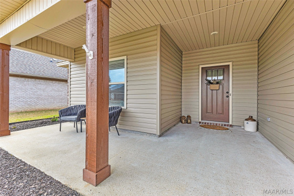 143 Country Club Loop