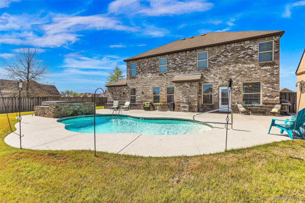 1349 Barrett Parkway