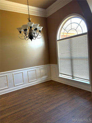 299 SUNNYBROOK Drive