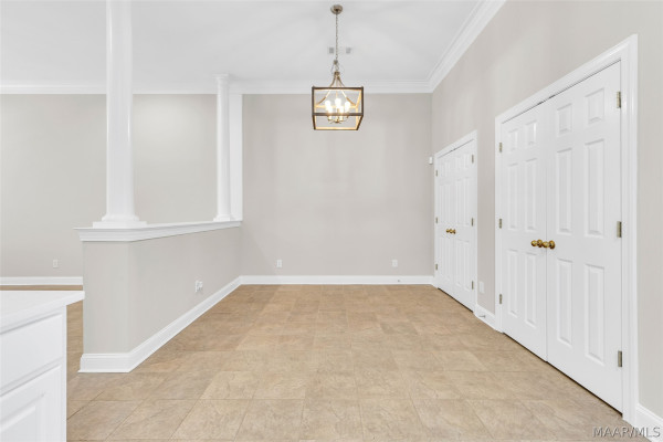 8632 LILLIAN Place