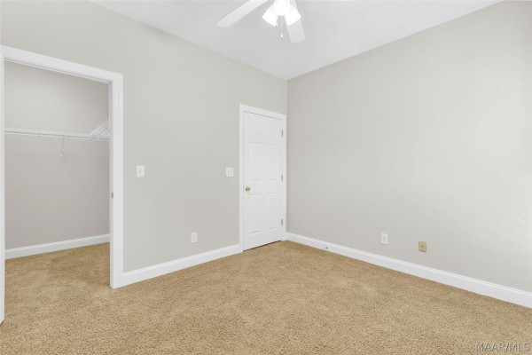 8632 LILLIAN Place