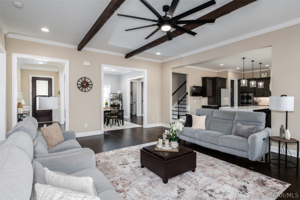 466 Sage Brook