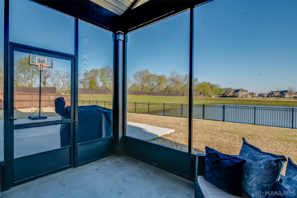 466 Sage Brook
