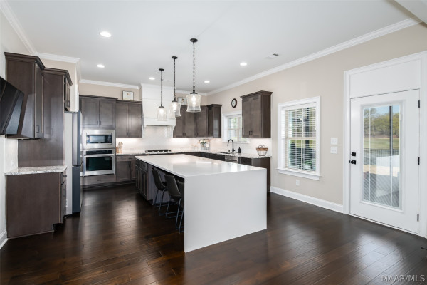 466 Sage Brook
