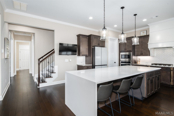 466 Sage Brook