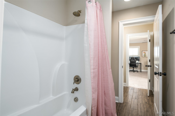 466 Sage Brook