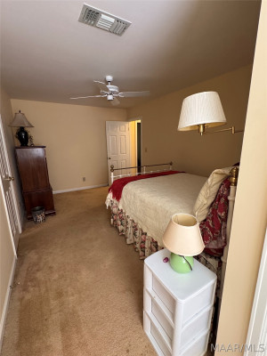 6712 Luxembourg Circle