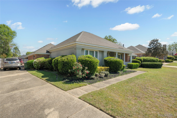 130 Lake Forest Drive