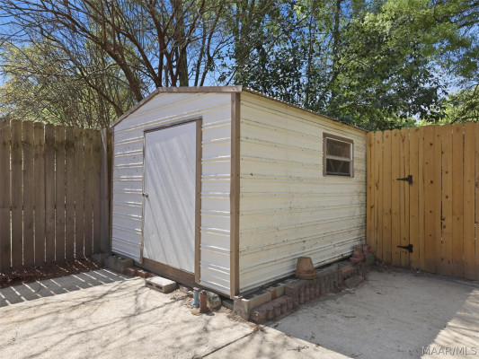 769 Ledyard Place