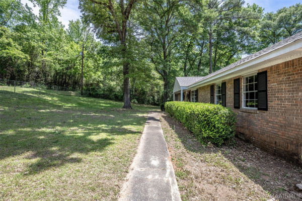 818 Godwin Road