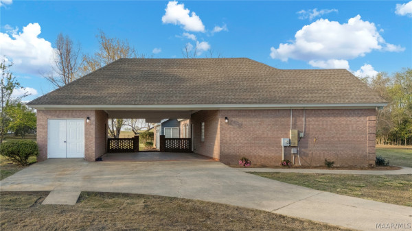 7000 Fairway Drive