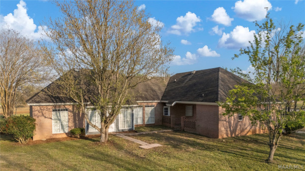7000 Fairway Drive