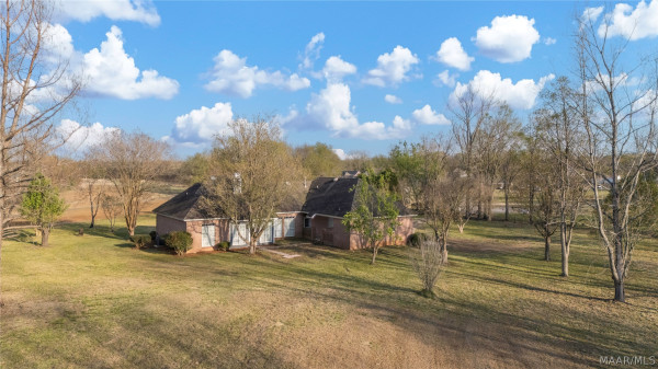 7000 Fairway Drive