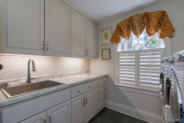 3801 Colline Drive