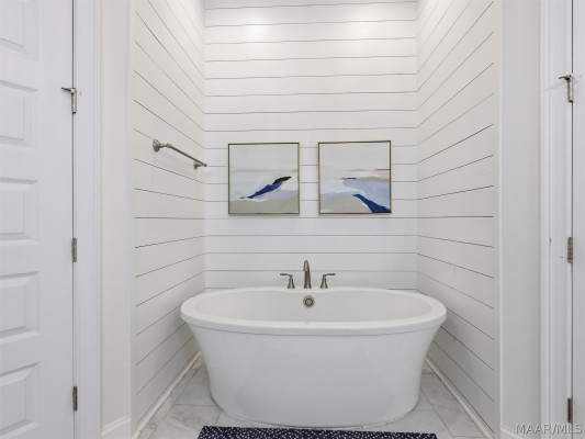 251 Forest Glen Drive
