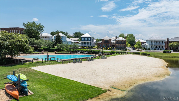 251 Forest Glen Drive