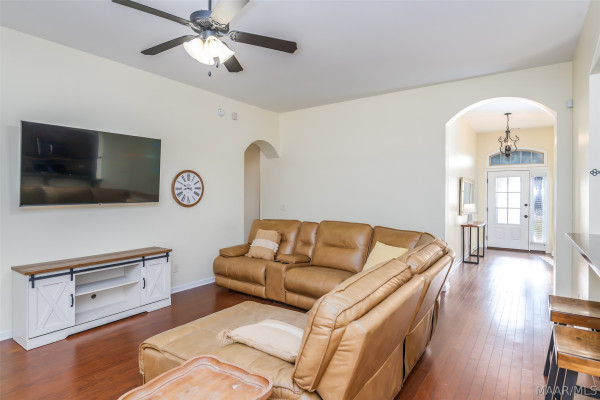 713 Evanwood Drive
