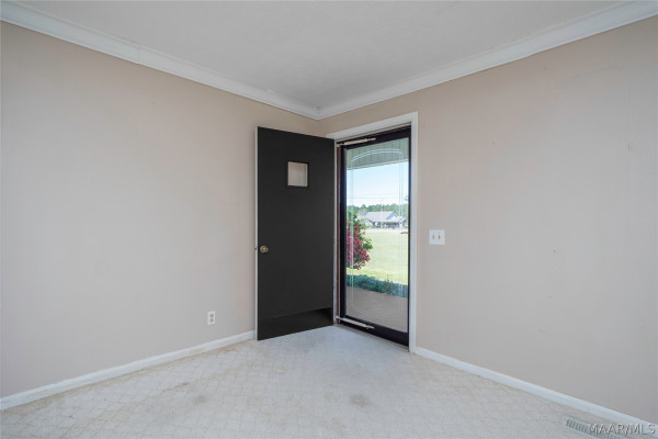 2283 US Highway 31 . N
