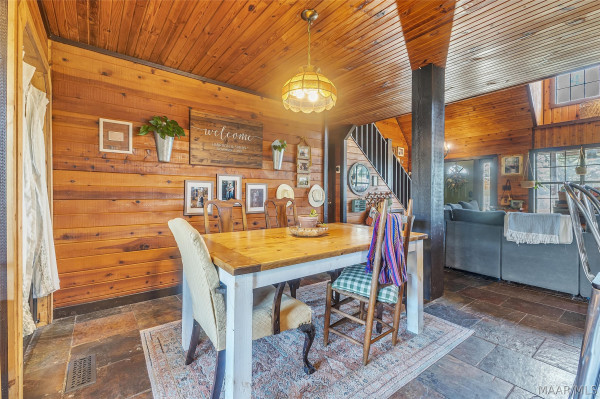 326 Ware Road