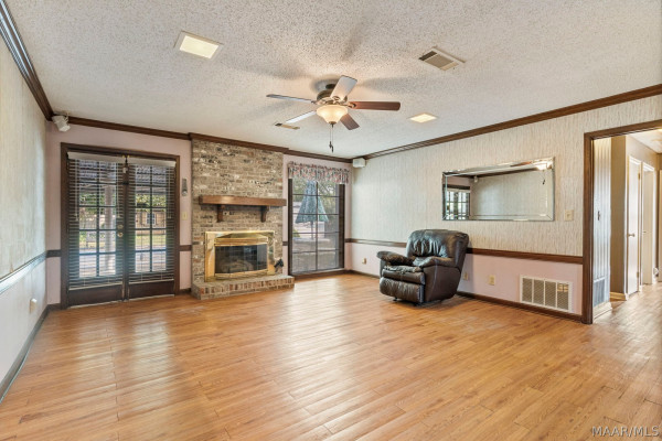 4309 Salinas Court